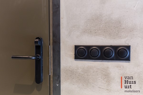Medium property photo - Warmoesstraat 44B, 1012 JE Amsterdam
